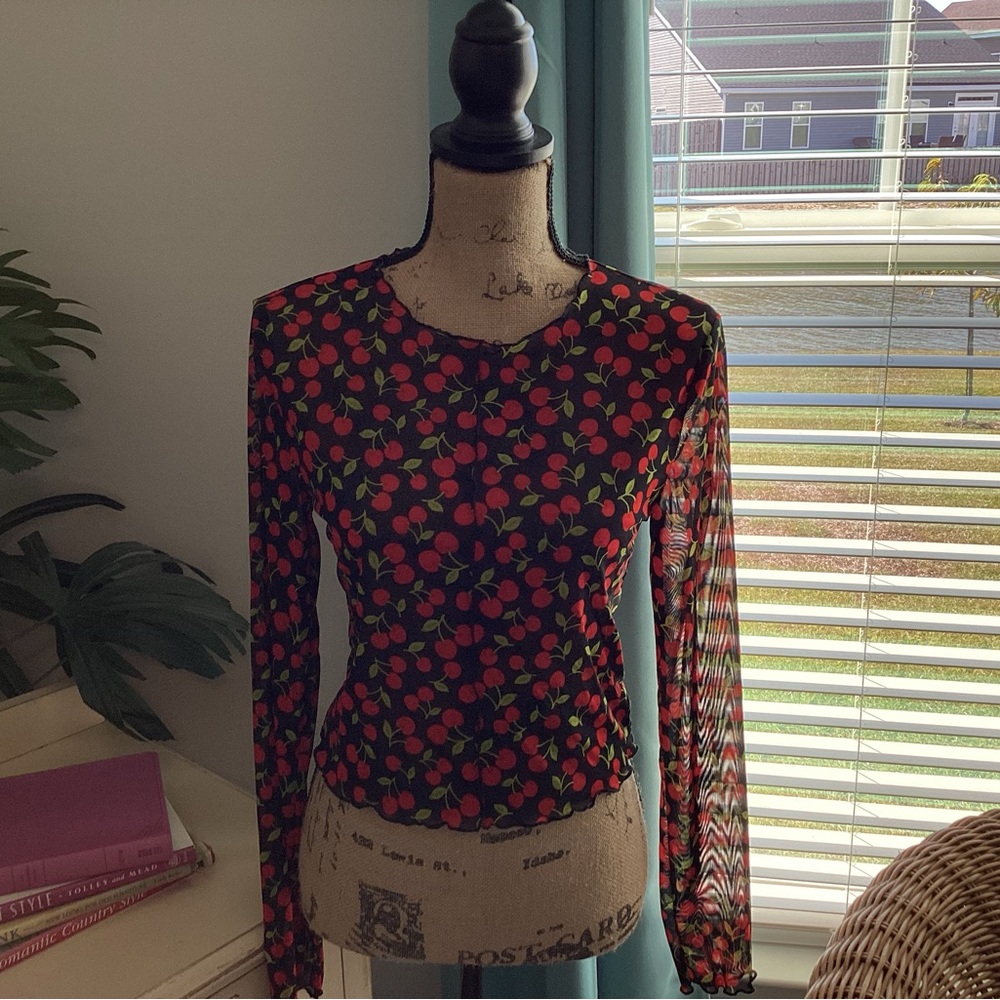 Forever 21 Lightweight Cherry Patterned Black Blouse
